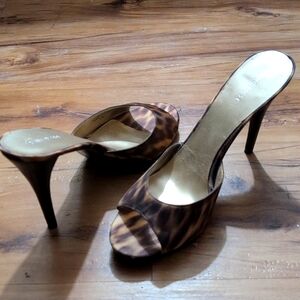 Nine West Leopard Mule Pumps 9M